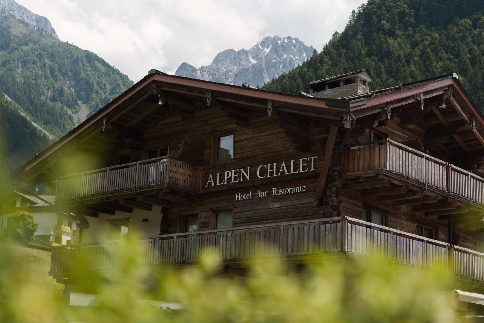 Alpen Chalet - Charme Mountain Hotel - Schilpario Exterior foto